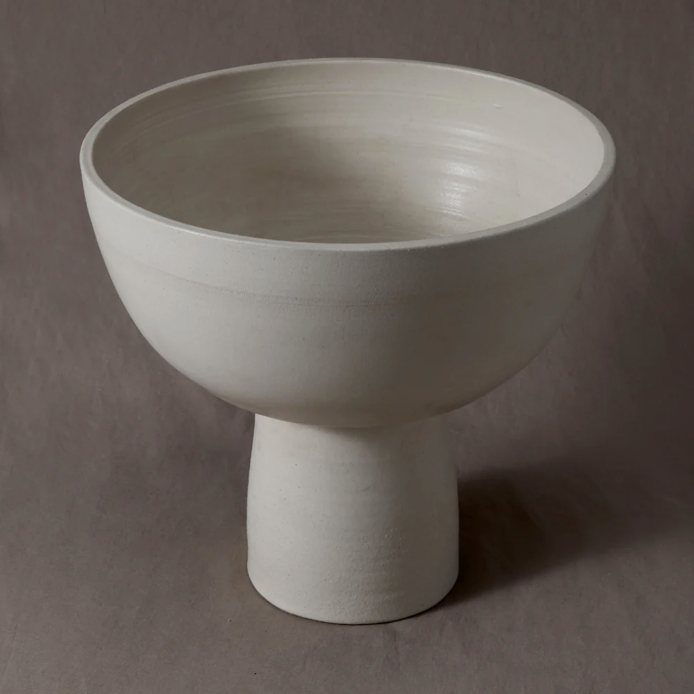 Handmade Footed Bowl in Raw Blanc