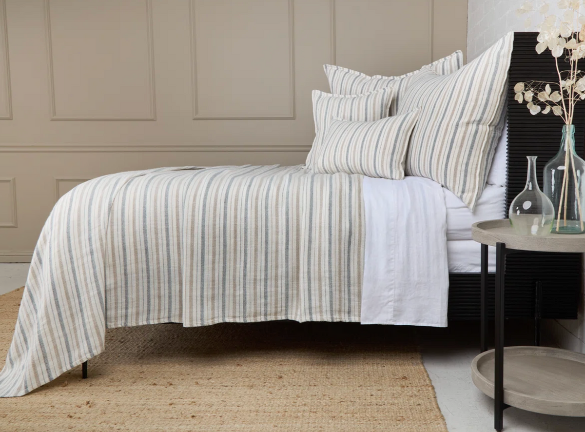 Pom Pom at Home Naples Queen Blanket