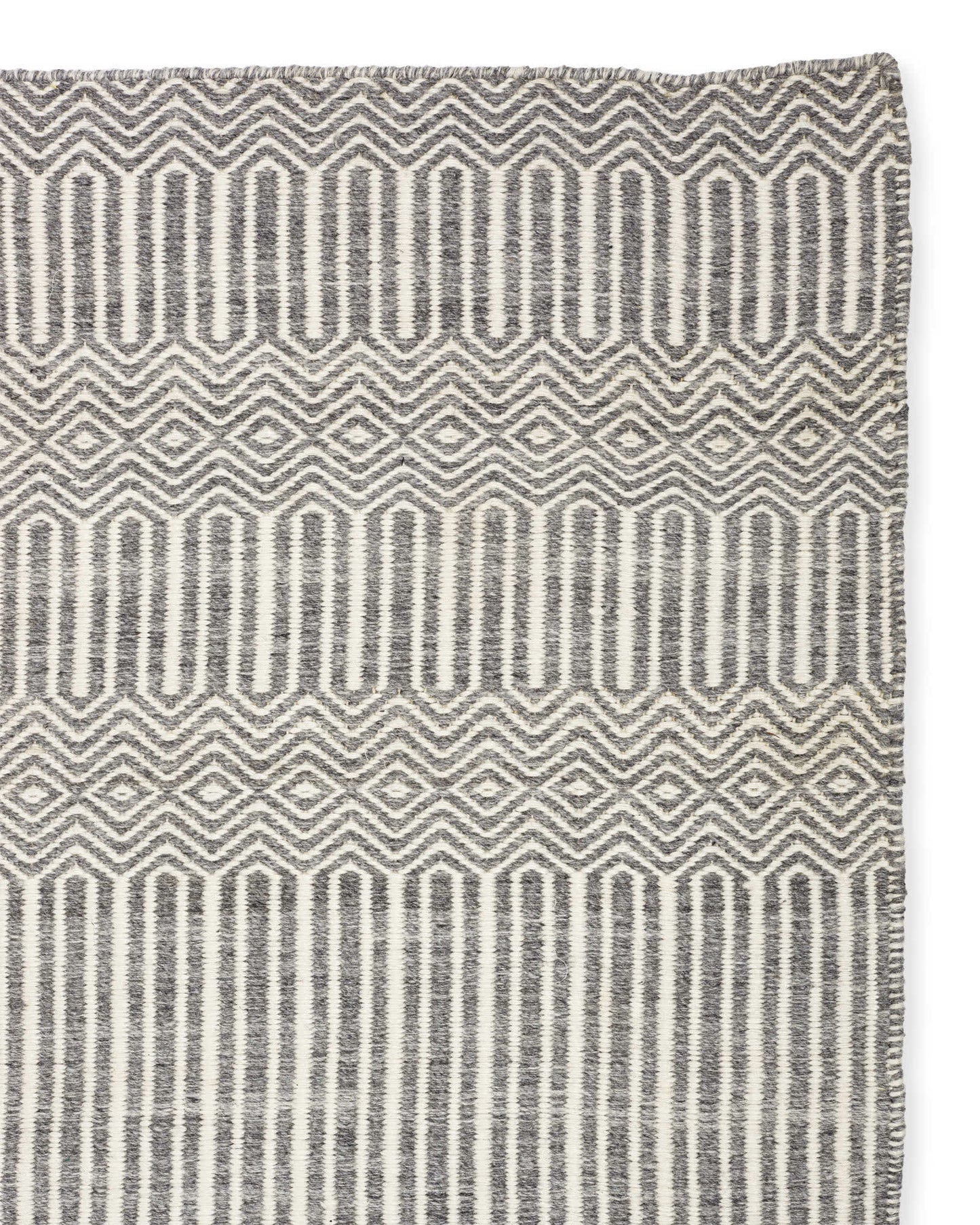 Patterned Runner in Grey